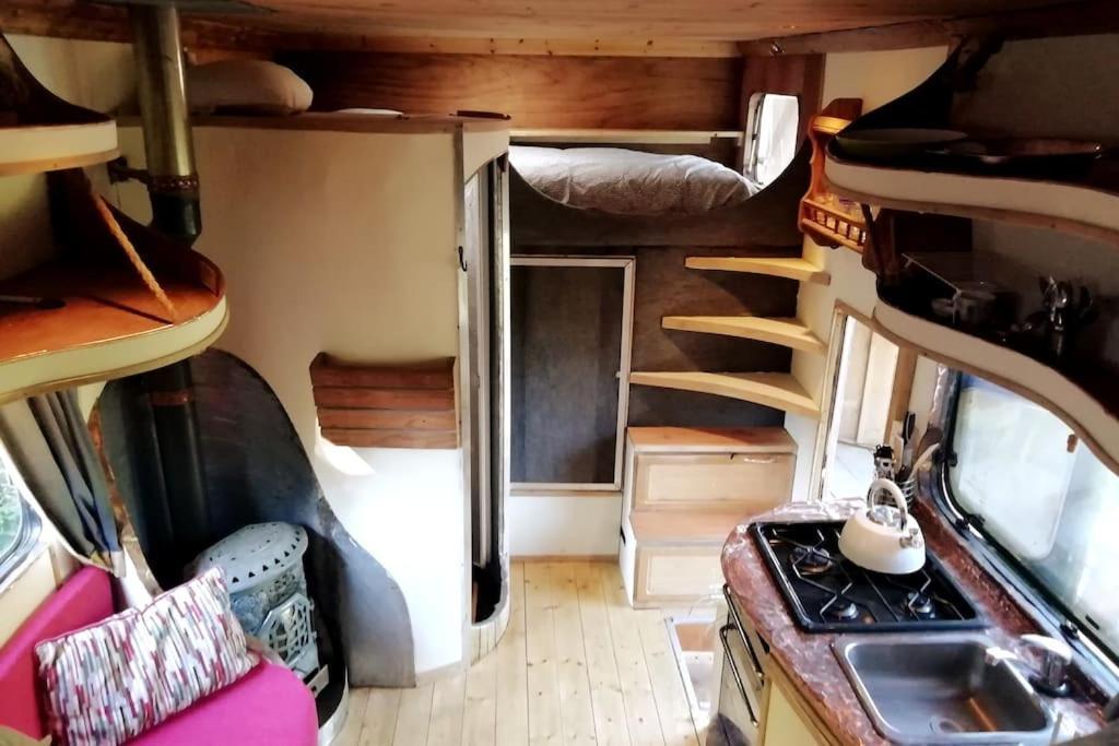 Truck & Pod Creative Nature Retreat. Бантри Екстериор снимка